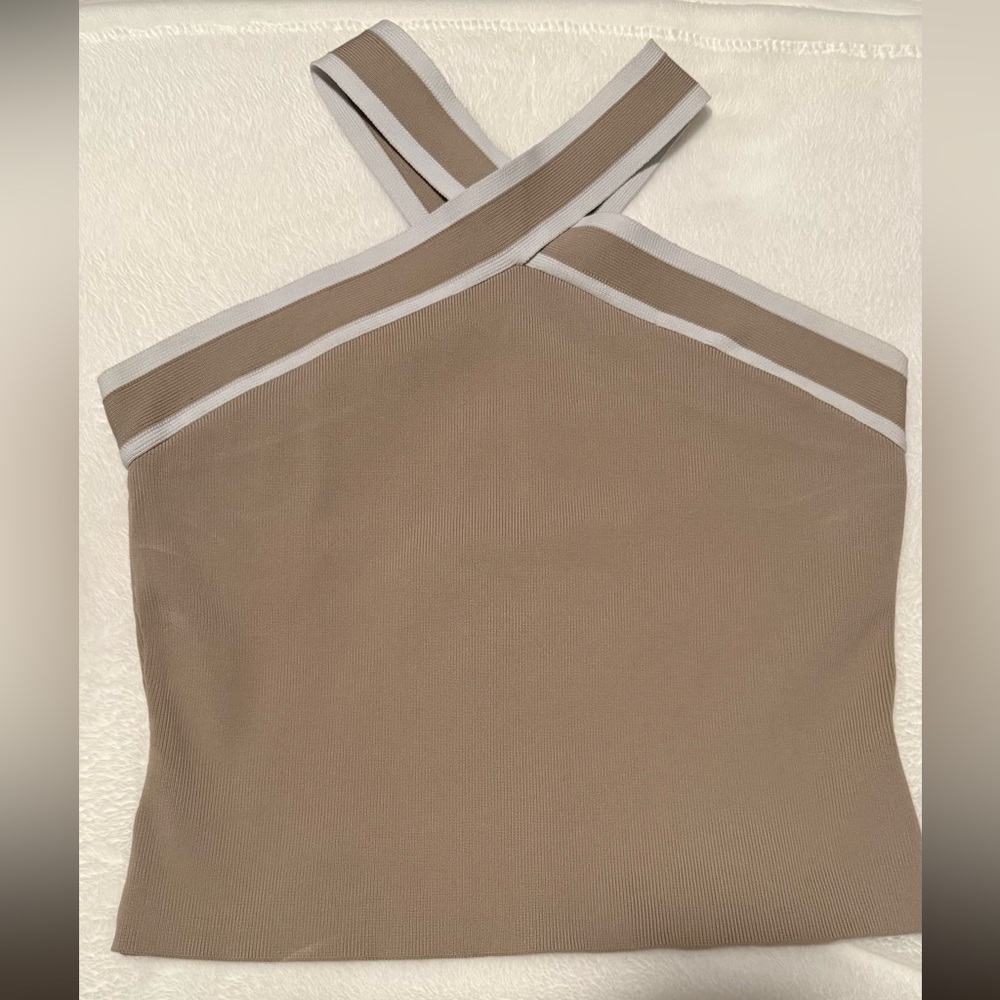 Sincerely Jules Beige Criss Cross Strap Ribbed Top – Women’s Medium (NWOT)